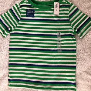 OLD NAVY T-shirt Size: 4T
